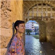 Alumno 4º curso de Ciencias Físicas en la Complutense de Madrid